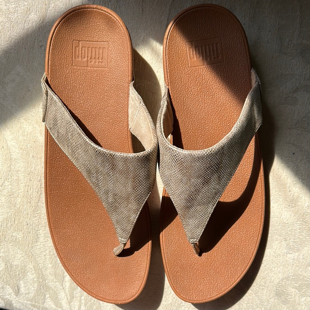 Fitflop Women's Lulu Thong Sandal Gold‎ Shimmer Print SIZE 10 - Picture 9 of 9